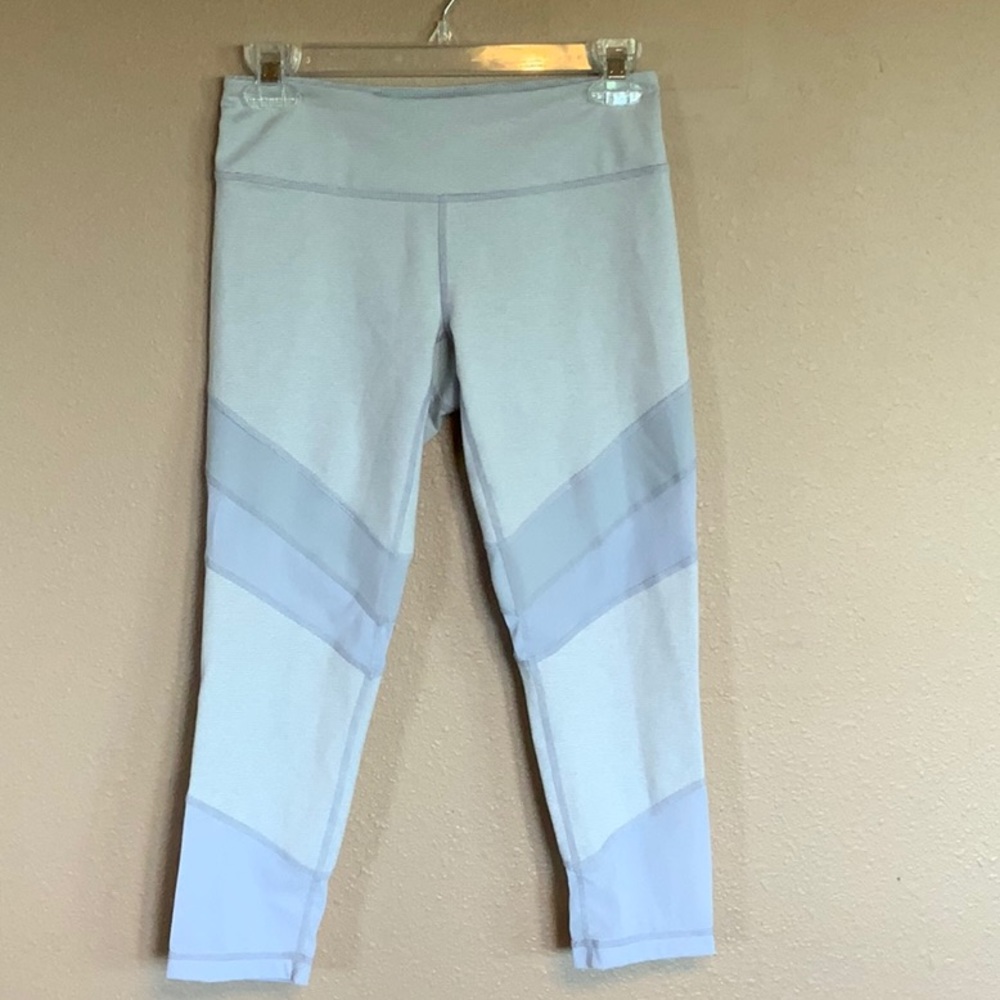 Zella capri leggings.  Size S